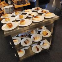 Essen tun wir gerne! Besonders um Mitbringbuffet das jeden 1. Samstag im Monat stattfindet